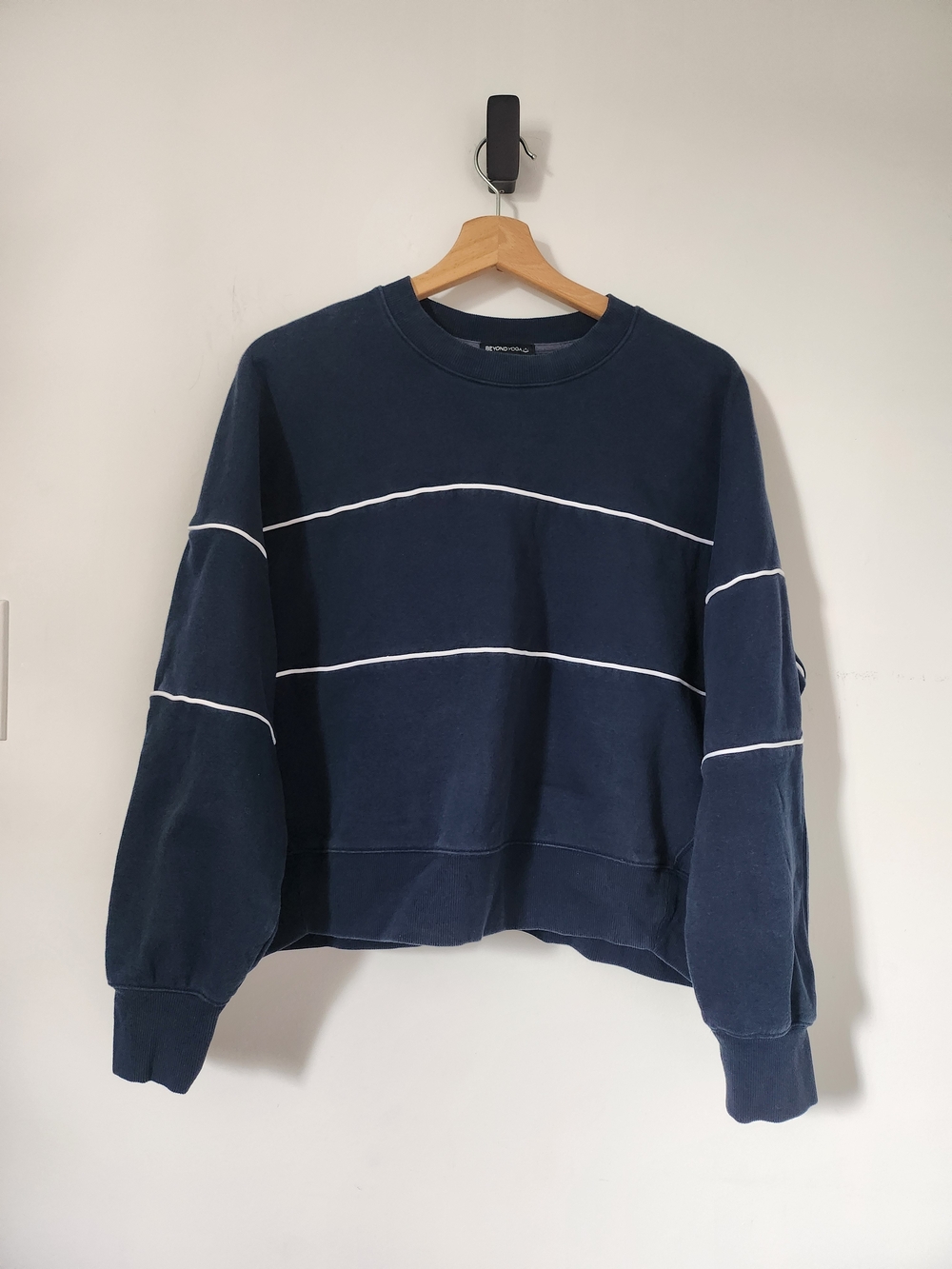 Beyond Yoga Navy Crewneck Sweater with White Piping